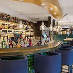 Hilton An Der Frauenkirche 4*
