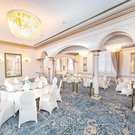 מלון Hilton An Der Frauenkirche דרזדן