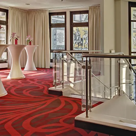 Hilton An Der Frauenkirche Otel Dresden