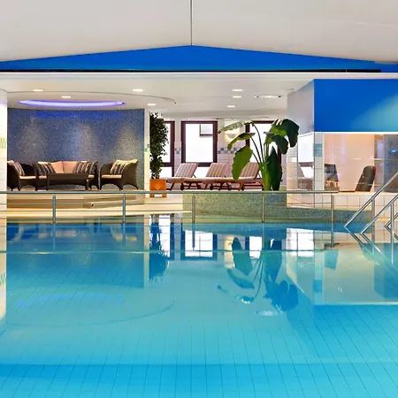 Hilton An Der Frauenkirche Отель 4*