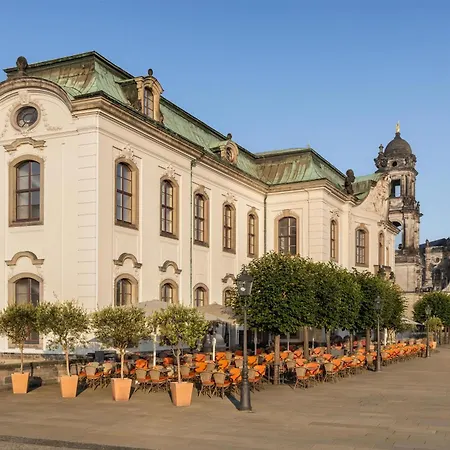 Hilton An Der Frauenkirche Hotel 4*