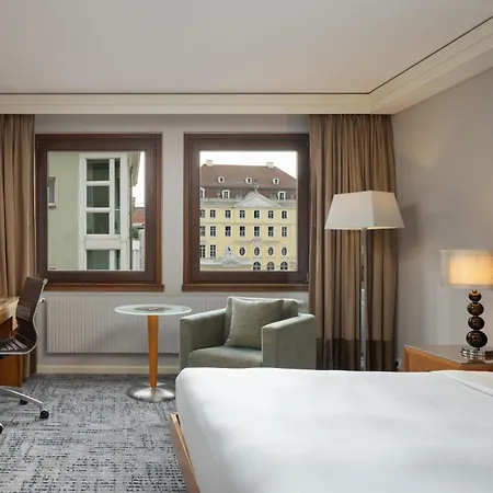 Hilton An Der Frauenkirche 4* Dresden