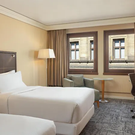 Hilton An Der Frauenkirche 4* Dresden