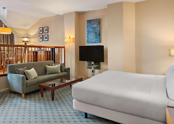 Hilton An Der Frauenkirche Hotel 4*
