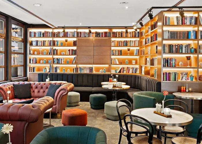 Отель Hilton An Der Frauenkirche Дрезден