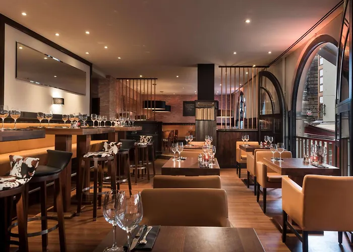 Hilton An Der Frauenkirche Hotel 4*