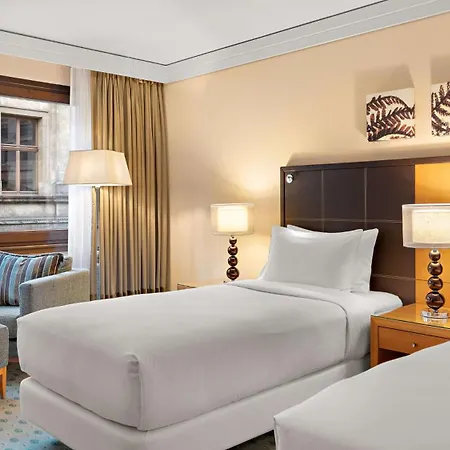 Hilton An Der Frauenkirche 4* Дрезден
