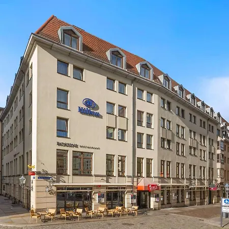 מלון Hilton An Der Frauenkirche 4*