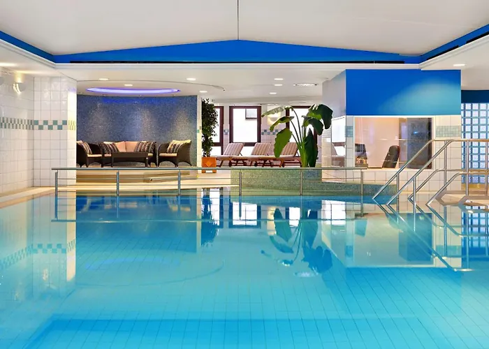 Hilton An Der Frauenkirche Hotel 4*